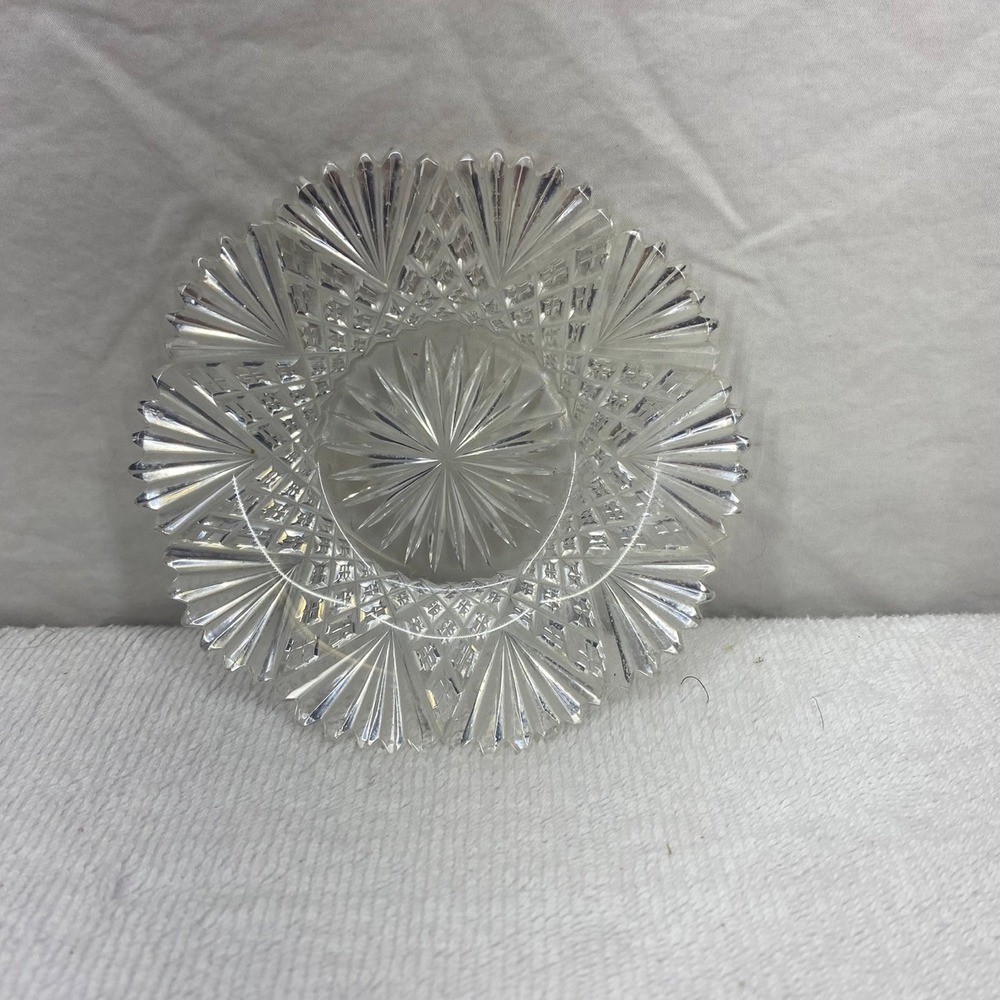 Vintage Clear Cut Glass Starburst Fan Pattern Nut Dish Trinket Coaster 4.5 Inch